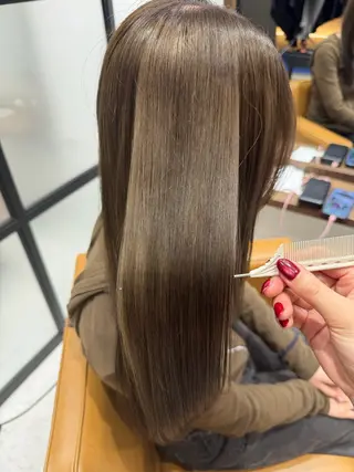 ロング 村岡 希蘭のヘアスタイル