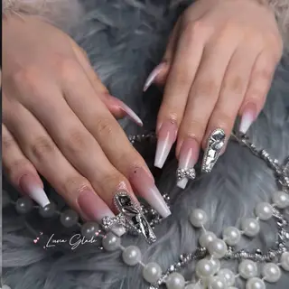 ネイル Luna Gladeのネイルデザイン