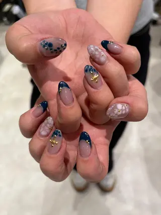 ネイル 艶カラー/髪質改善/ ネイル🦋 レア🦋のヘアスタイル