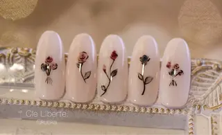 ネイル Elio 国泰寺のネイルデザイン