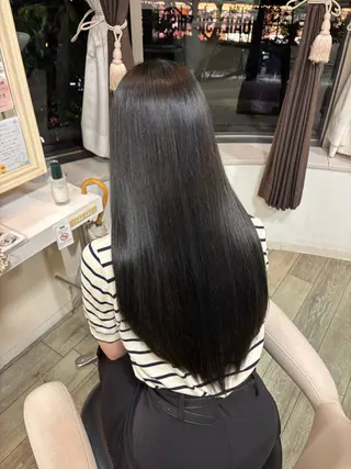 ロング さとう さくらのヘアスタイル