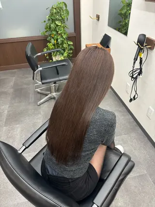 ロング カラー 大野 桃果のヘアスタイル