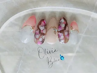 ネイル Olivia Blueのネイルデザイン