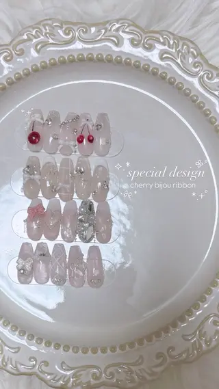 ネイル shiori .のネイルデザイン