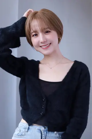 ショート 楠原 透羽のヘアスタイル