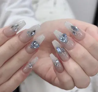 ネイル エリ🫧 nail池袋東口のネイルデザイン