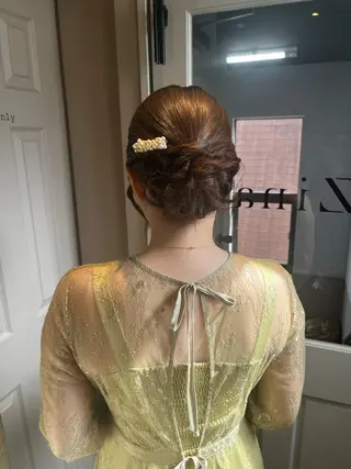 セミロング ヘアアレンジ ERENA💚 ヘアアレンジのヘアスタイル