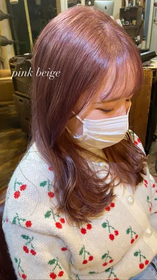 ミディアム カラー AYANO /レイヤー/オリーブのヘアスタイル