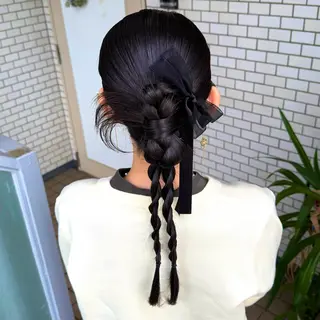 セミロング ヘアアレンジ 褒められヘアメイク /‎ボブ女子🐶みおのヘアスタイル
