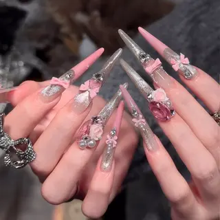 ネイル Mika Nails 心斎橋のネイルデザイン