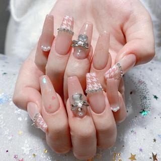 ネイル Queens テイのネイルデザイン