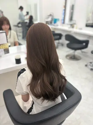 ロング カラー ベージュ×レイヤー 🤎横浜/miu🤎のヘアスタイル