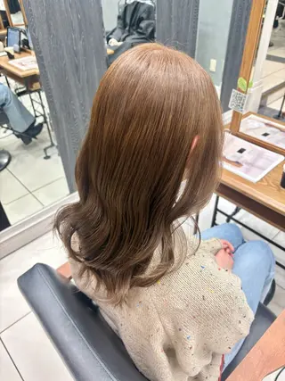 セミロング 艶髪/透明感カラー 🫧韓国ヘアのヘアスタイル