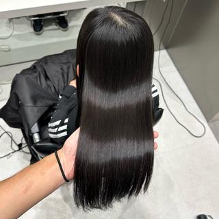 セミロング 💫艶ハイトーン×髪 質改善💫リュウトのヘアスタイル