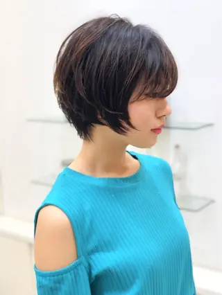 ショート カラー ディレクター ノナカのヘアスタイル