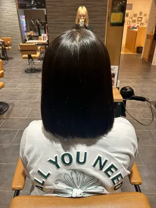 ミディアム 川野 柚奈のヘアスタイル