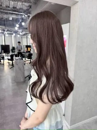 ロング カラー 赤み無し柔らかカラー 【梅田】madokaのヘアスタイル