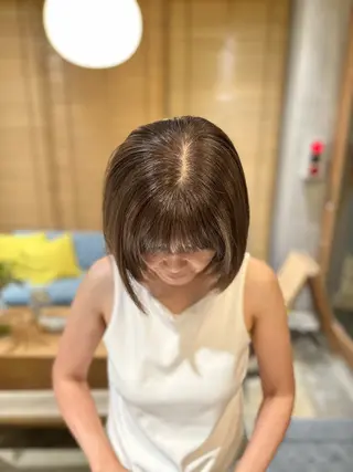 ショート カラー 山田 麻海のヘアスタイル