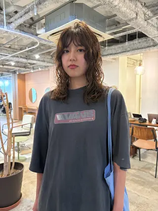 セミロング パーマ yu maのヘアスタイル