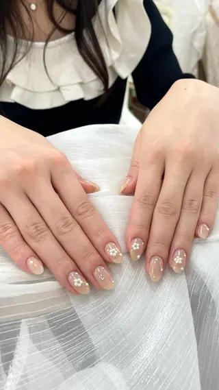 ネイル 🫧 はる🩵のネイルデザイン