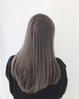 セミロング デザインカラーEir 茶屋町/田村のヘアスタイル