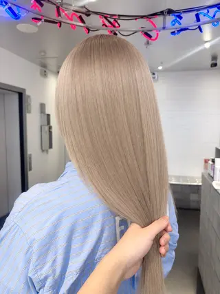 ロング カラー ヘアアレンジ 💟ケア×ハイトーン 💟／ミオのヘアスタイル