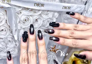 ネイル ✨Nailsalon Vi+✨のネイルデザイン
