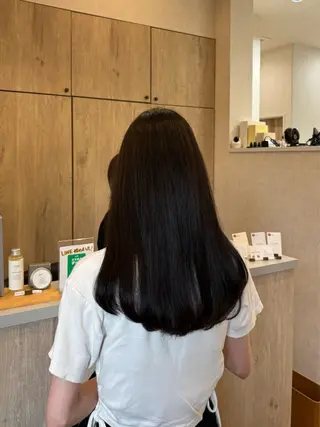 セミロング カラー ナチュ盛れヘア🌿 ｍｏｅのヘアスタイル