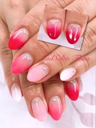 ネイル NailSalon Fluraのネイルデザイン