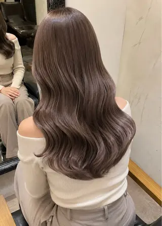 ロング カラー 韓国レイヤー⋆౨ৎ゚ 透カラー🩶/ユウキのヘアスタイル