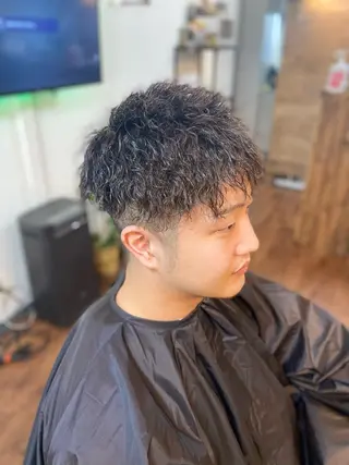 ショート パーマ メンズ Luzir⭐︎ GEN⭐︎のヘアスタイル