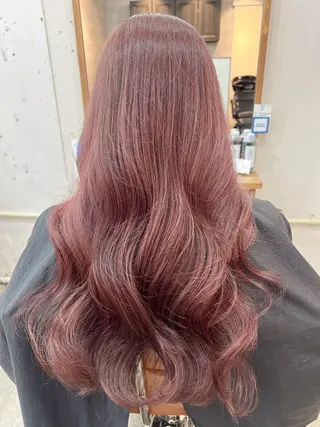 ロング 🩷艶カラー 🧡💛リサ🫧のヘアスタイル