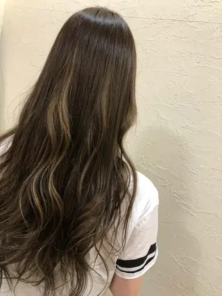 ロング カラー 美髪・透明感カラー 西川仁弥のヘアスタイル