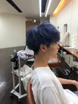 カラー メンズ 三好 汰一のヘアスタイル