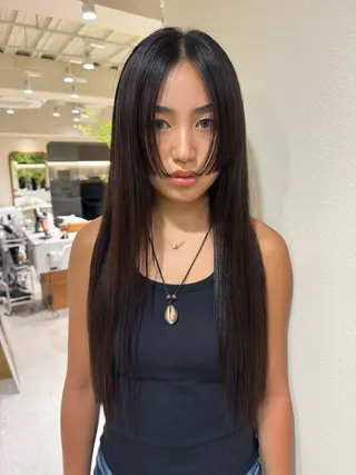 ロング 吉田 愛美のヘアスタイル