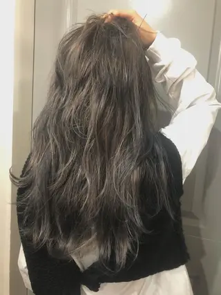 ロング カラー Pia ツボイ ケイタのヘアスタイル