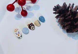 ネイル Tina Nailstudioのネイルデザイン