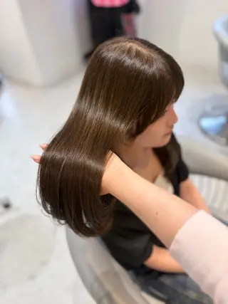 セミロング カラー ヘアセット/レイヤー 縮毛矯正/はるか🎀のヘアスタイル