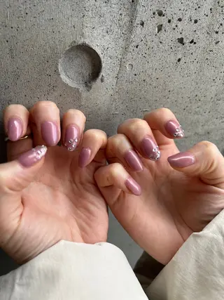 ネイル 長谷川 奈緒美のネイルデザイン
