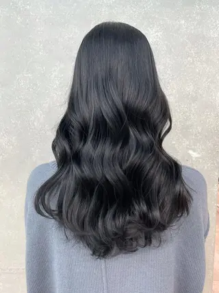 カラー 🎀ボブ＋ハイトーン シュカ👶🏻のヘアスタイル