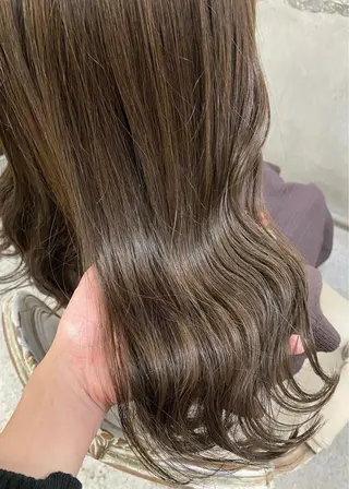 セミロング カラー ヘアアレンジ レイヤー/グレージュ 🤍奥開梨恵のヘアスタイル