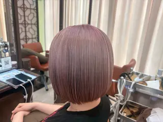 カラー レイヤー×垢抜け/ ハイトーン/朝倉友香のヘアスタイル