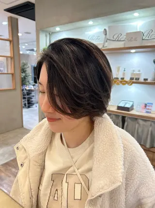 ショート 穐山 翔也のヘアスタイル