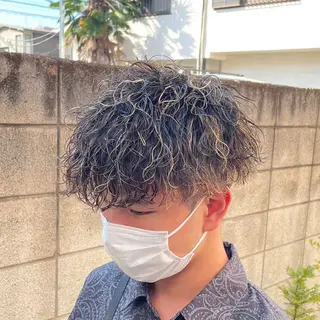 カラー パーマ メンズ men's特化 値段以上の仕上がりにのヘアスタイル