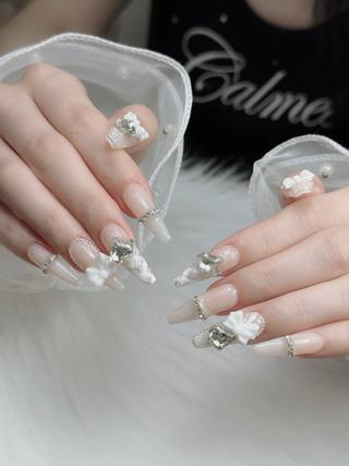 ネイル Nova Nail Nippon 店のネイルデザイン