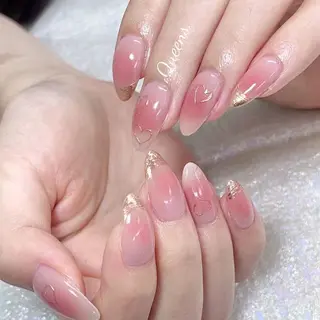 ネイル Queens テイのネイルデザイン