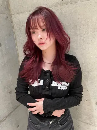ロング カラー karin ボブハイトーンのヘアスタイル