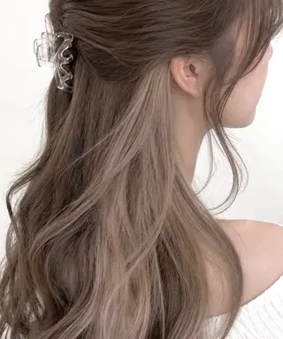 セミロング スパ／カラー／巻き髪 𝐑𝐔𝐍𝐀のヘアスタイル