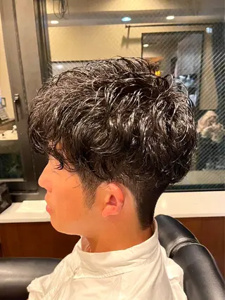 ミディアム パーマ 長谷川 真那のヘアスタイル