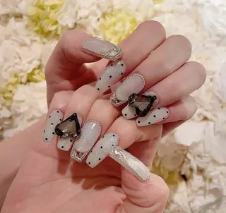 ネイル D-BEAUTY Nailsalonのネイルデザイン